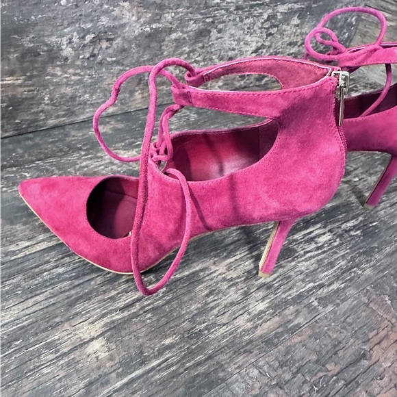 Lord & Taylor Red Suede Lace Up Pointed Heels - Picture 4 of 8